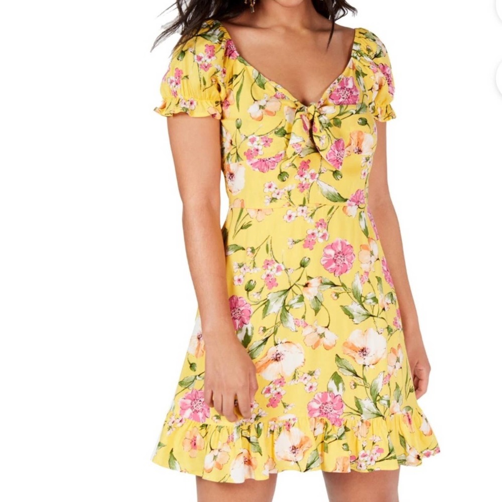 City Studio Women's Yellow Floral Short Puff Sleeve Ruffle Shift Dress Junior’s